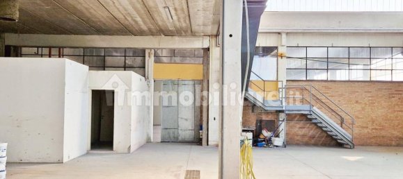 1500m² Warehouse in Faenza, Italy No. 318873 14