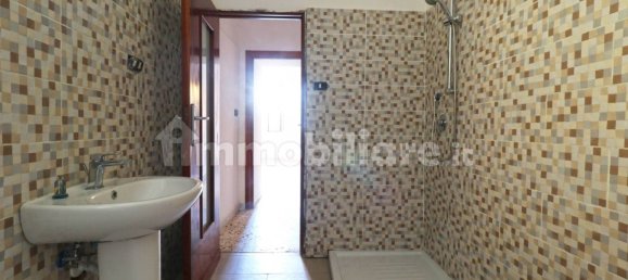 3 rooms Apartment in San Giorgio a Cremano, Italy No. 259594 19