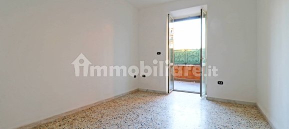 3 rooms Apartment in San Giorgio a Cremano, Italy No. 259594 16