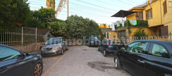 3 rooms Apartment in San Giorgio a Cremano, Italy No. 259594 6