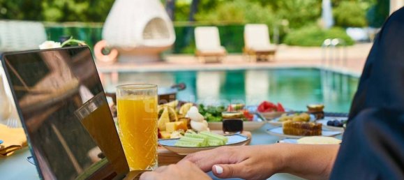 Grundstück in Acquedolci, Italy 25000m², Nr. 151410 4