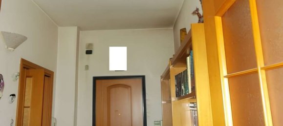 3 rooms Apartment in Brugherio, Italy No. 7791 2