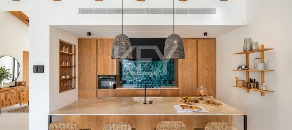 5 bedrooms Villa in Marbella, Spain No. 104305 41