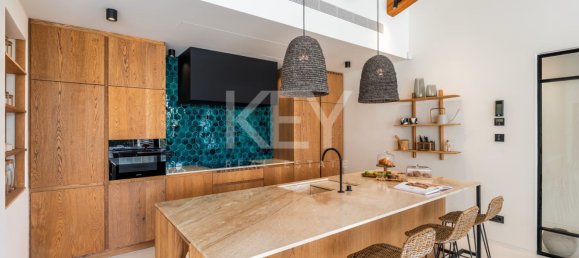 5 bedrooms Villa in Marbella, Spain No. 104305 43