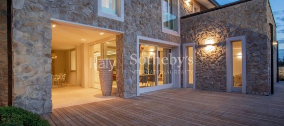 5 bedrooms Villa in Castiglione della Pescaia, Italy No. 59971 6