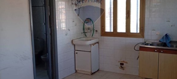 3 bedrooms Apartment in Catania, Italy No. 320357 11