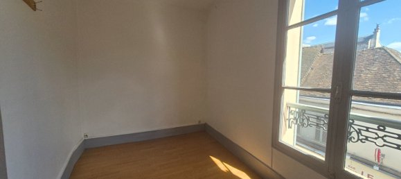 3 bedrooms Apartment in Dreux, France No. 271668 4