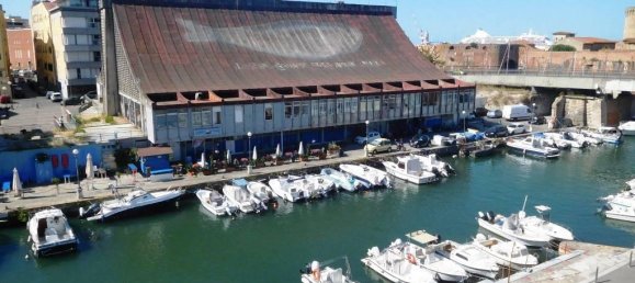 4 rooms Apartment in Livorno, Italy No. 166376 13