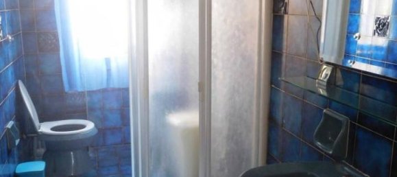 4 rooms Apartment in Livorno, Italy No. 166376 12