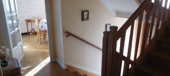 4 غرف نوم منزل في Saint-Yrieix-la-Perche, France رقم 98571 3