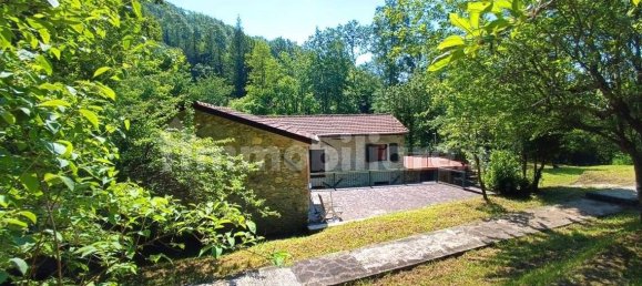 7 bedrooms Villa in Villafranca in Lunigiana, Italy No. 152722 26