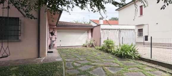 8 غرف نوم فيلا في Molinella, Italy رقم 362393 37