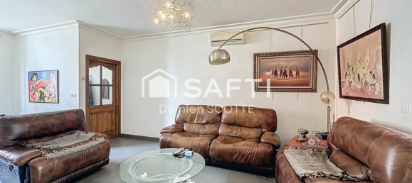 4 bedrooms Villa in Tourcoing, France No. 44878 3