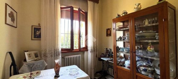 4 bedrooms Villa in Uzzano, Italy No. 328580 10