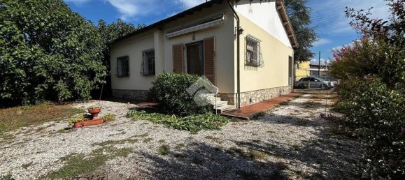 4 bedrooms Villa in Uzzano, Italy No. 328580 15
