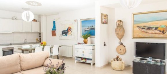 4 bedrooms Commercial property in Tivat, Montenegro No. 67 4