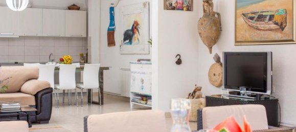 4 bedrooms Commercial property in Tivat, Montenegro No. 67 8