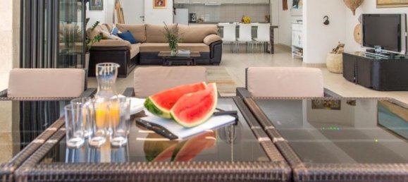 4 bedrooms Commercial property in Tivat, Montenegro No. 67 7