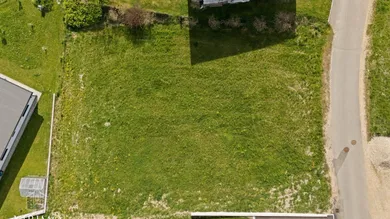  قطعة أرض في Taiskirchen im Innkreis, Austria رقم 163253