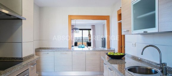 2 bedrooms Apartment in Benahavis, Spain No. 19072 13