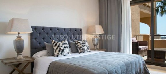 2 bedrooms Apartment in Benahavis, Spain No. 19072 14