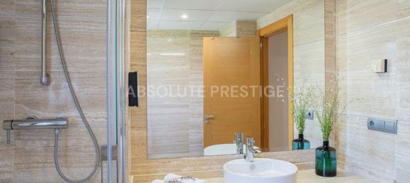 2 bedrooms Apartment in Benahavis, Spain No. 19072 17