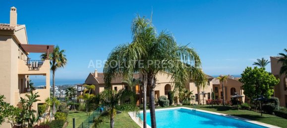 2 bedrooms Apartment in Benahavis, Spain No. 19072 10