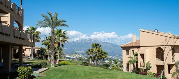 2 bedrooms Apartment in Benahavis, Spain No. 19072 3