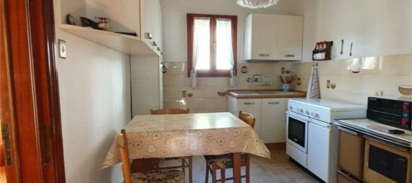 10 rooms House in Foiano della Chiana, Italy No. 223316 9
