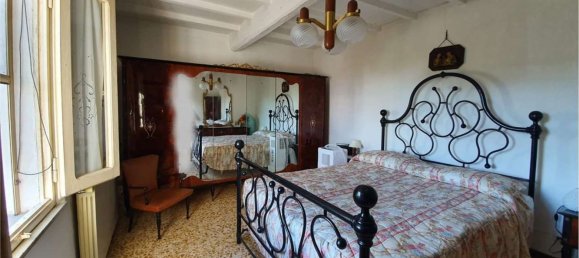 10 rooms House in Foiano della Chiana, Italy No. 223316 16