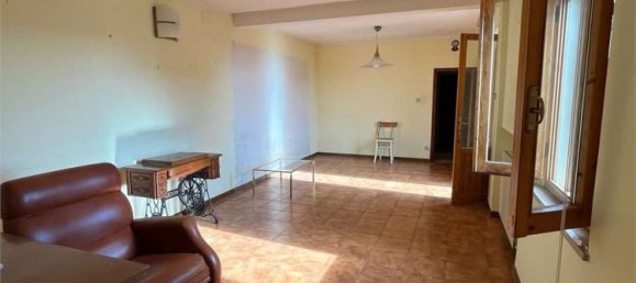 10 rooms House in Foiano della Chiana, Italy No. 223316 10