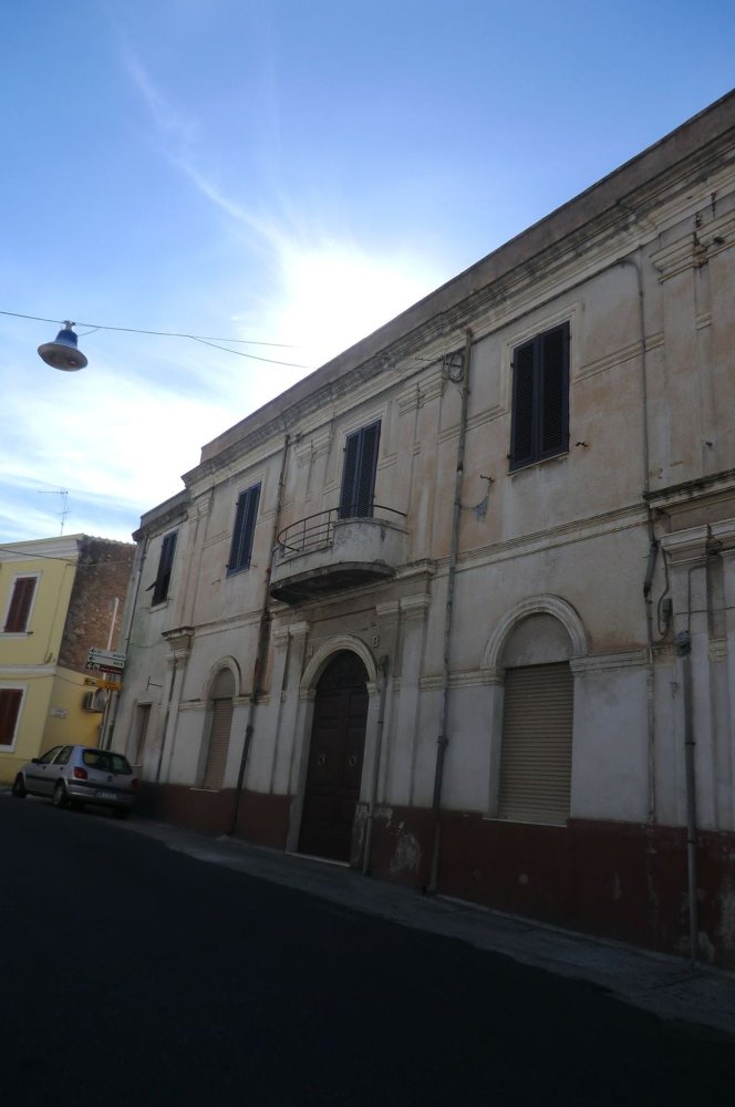 12-Zimmer Haus in Sennori, Italy, Nr. 141251