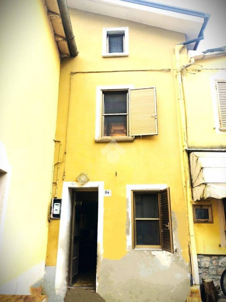 2 bedrooms House in Varano de' Melegari, Italy No. 54670