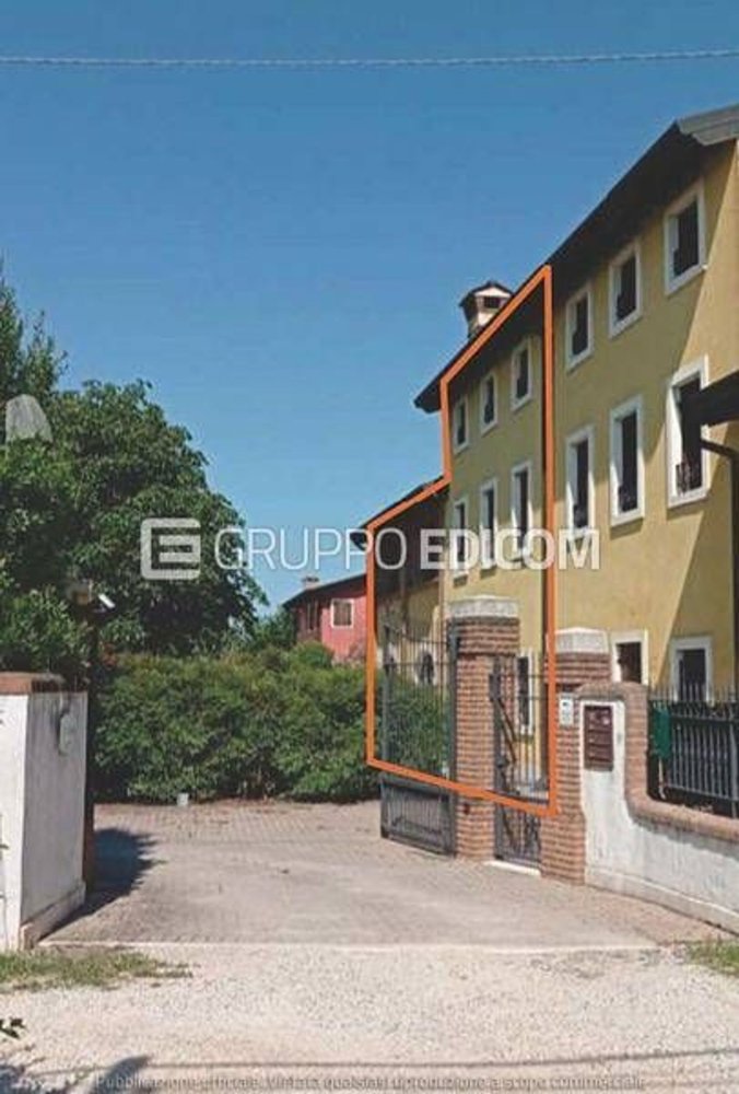 18 rooms Apartment in Povegliano Veronese, Italy No. 269689