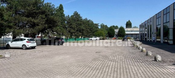 1500m² Warehouse in Granarolo dell'Emilia, Italy No. 31436 5