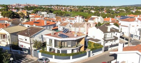 4 bedrooms Villa in Cascais, Portugal No. 169990 2