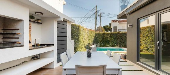 4 bedrooms Villa in Cascais, Portugal No. 169990 5