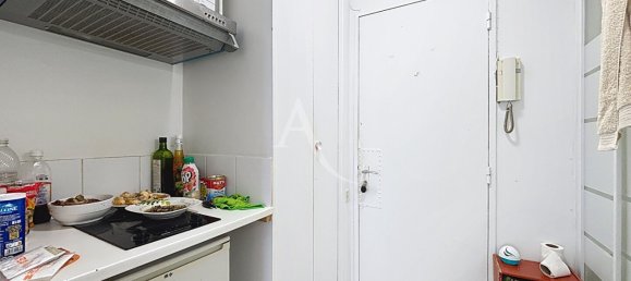 Studio à Saint-Cloud, France No. 293445 4