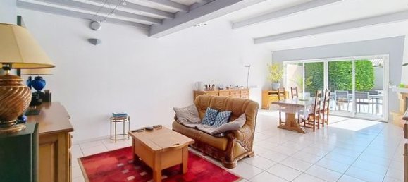 3 bedrooms House in La Rochelle, France No. 313753 4