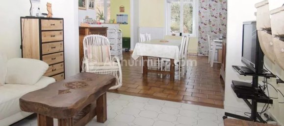 3 bedrooms House in Haraucourt, France No. 101059 4