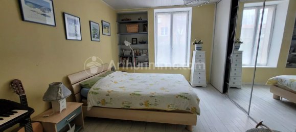 3 bedrooms House in Haraucourt, France No. 101059 8