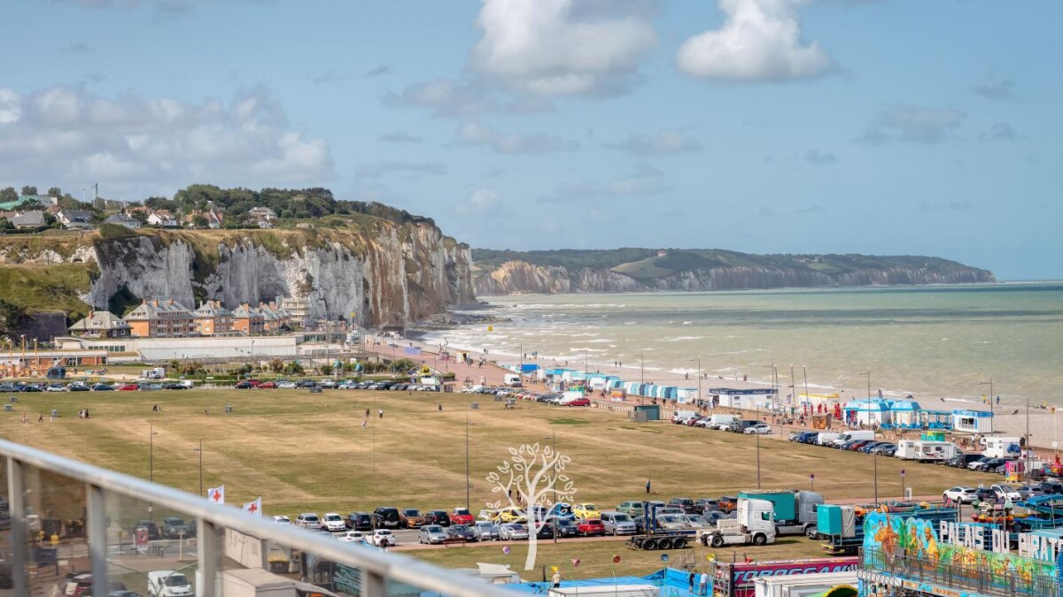 4 bedrooms Apartment in Dieppe, France No. 317773