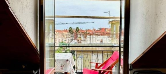 Квартира с 1 спальней в Пьетра Лигуре, Италия № 335667 23