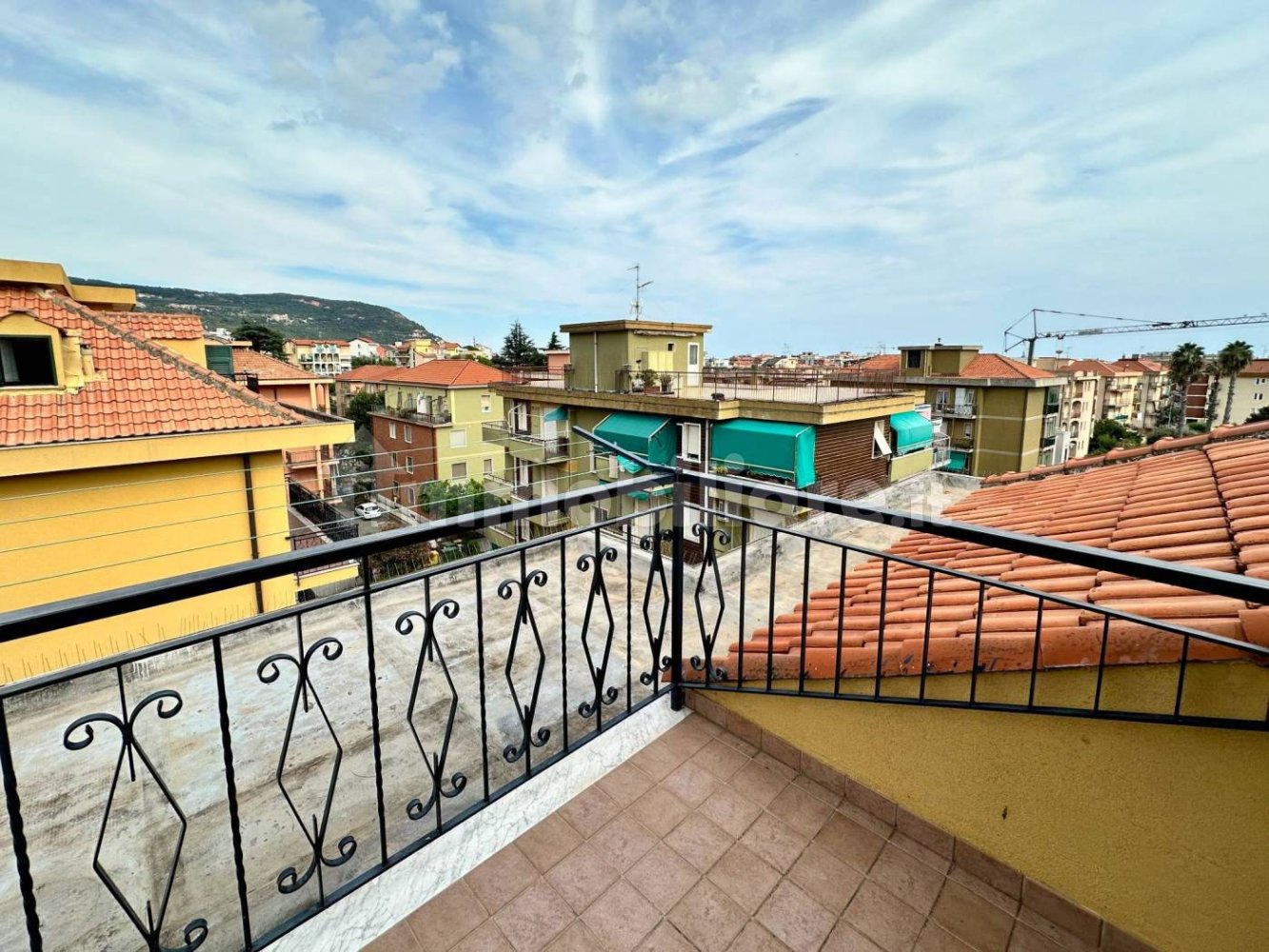 Квартира с 1 спальней в Пьетра Лигуре, Италия № 335667