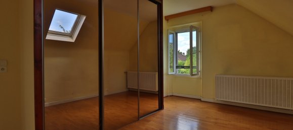 2 Schlafzimmer Haus in La Chapelle-Saint-Luc, France, Nr. 262716 7