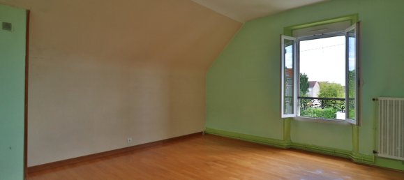 2 Schlafzimmer Haus in La Chapelle-Saint-Luc, France, Nr. 262716 6