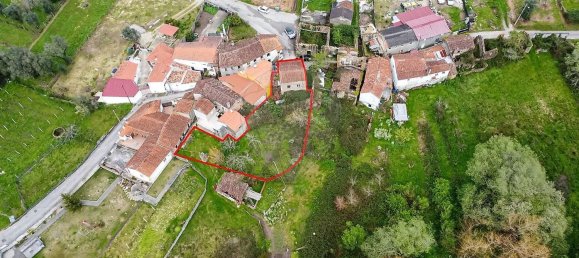 2 bedrooms House in Lousa, Portugal No. 13912 12