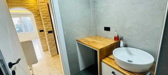 Квартира с 2 комнатами в Аланья, Турция № 11556 4