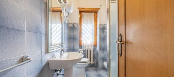 3 rooms Apartment in Rome, Italy No. 280444 22