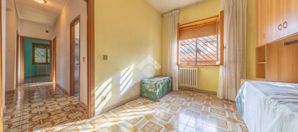 3 rooms Apartment in Rome, Italy No. 280444 10
